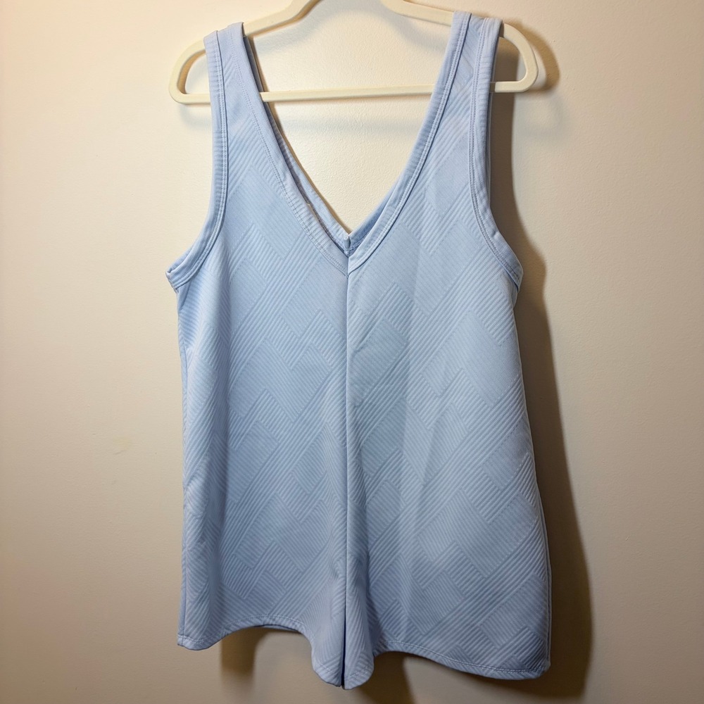 Bucketlist Women Light Blue Textured V-Neck Sleeveless Romper R5174-1 Medium